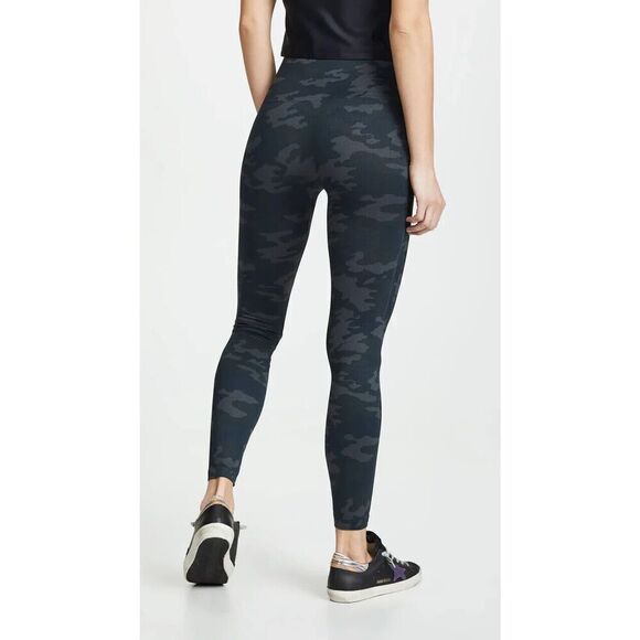 Spanx Look At Me Now Leggings Womens Large Black Camo Seamless High Rise Shaping - Picture 2 of 11